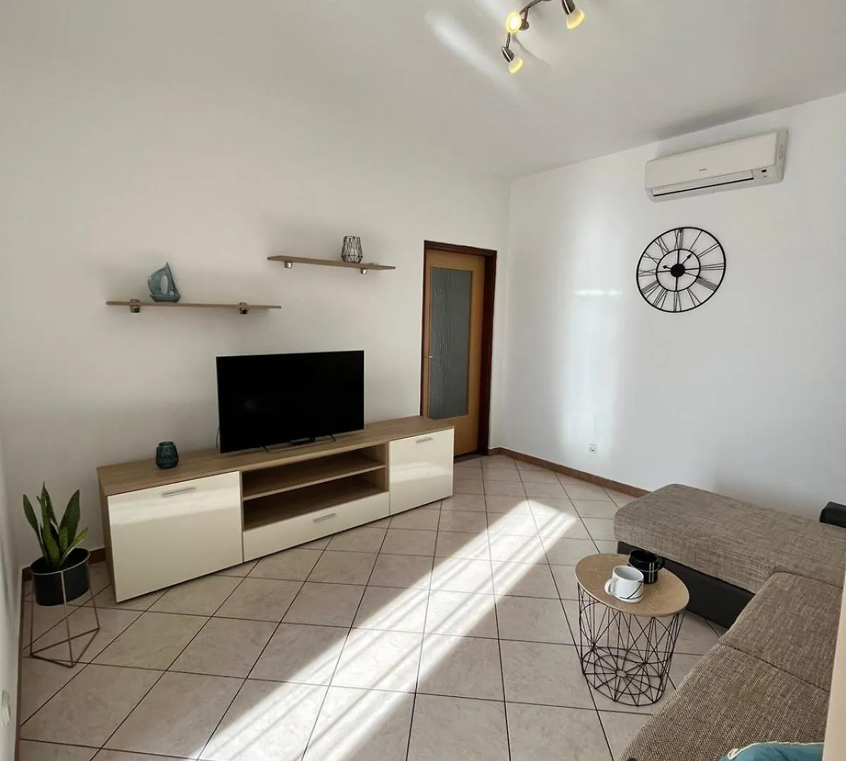 Darlen Apartment Rabac Croatia
